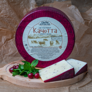Сыр полутвердый «Качотта» с грецким орехом